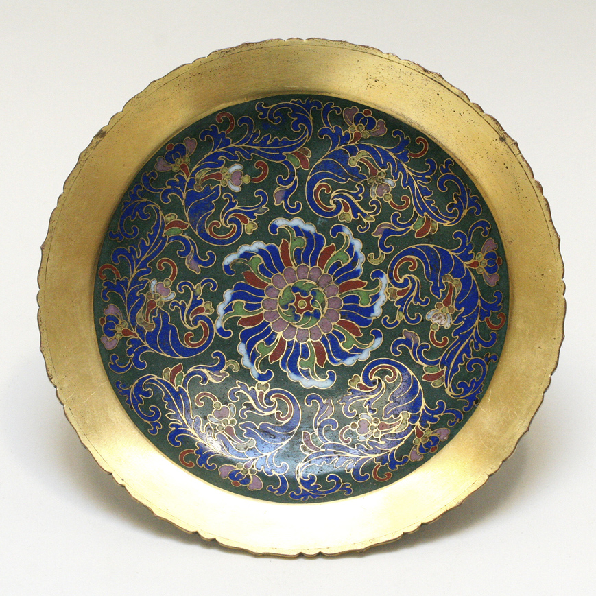 A rare cloisonnés enamels ritual dish